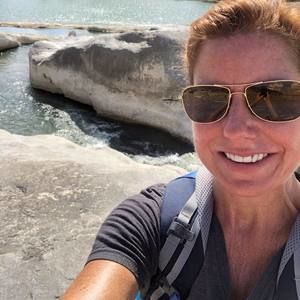 Meet your Posher, Sandy